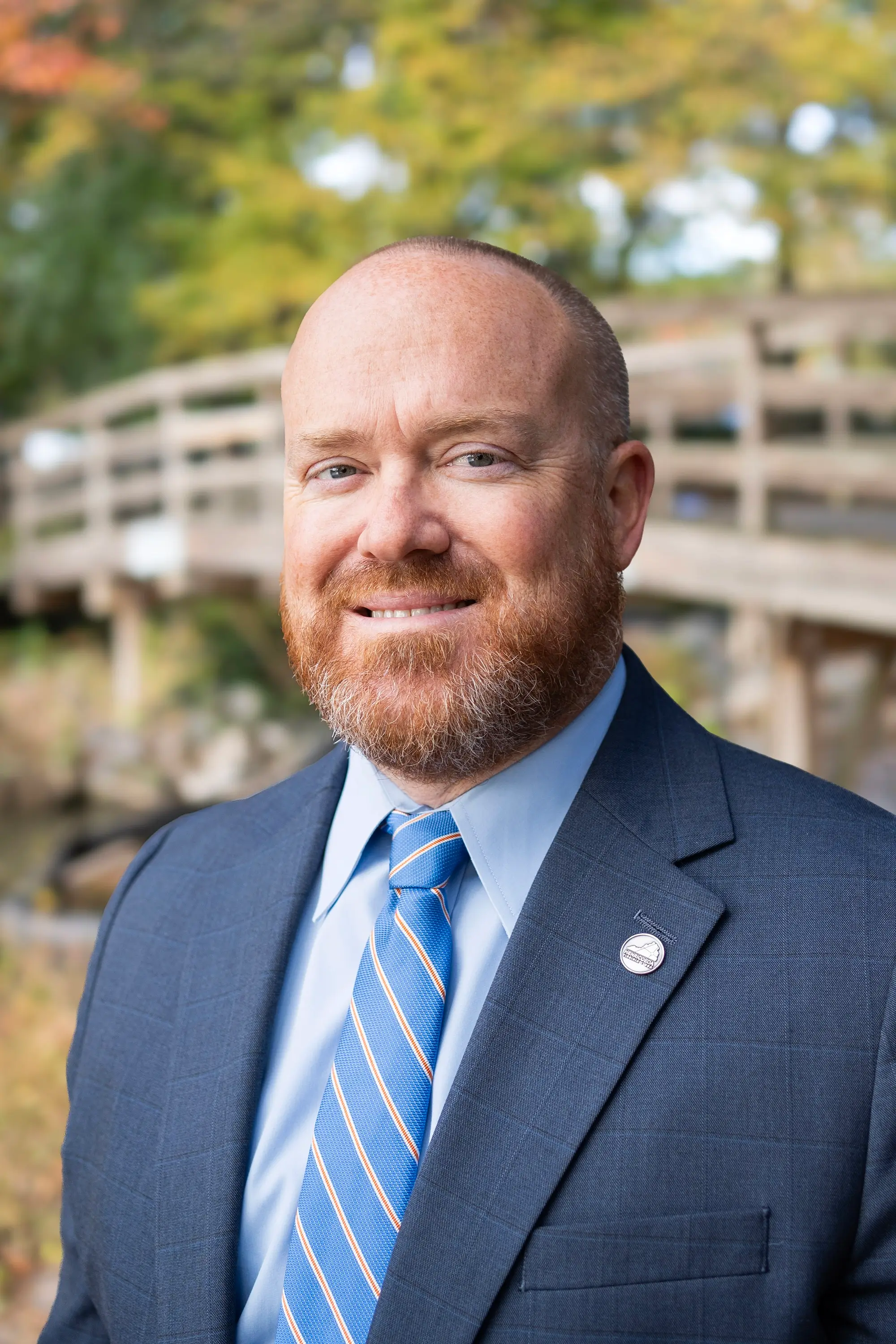 A headshot of Jason Smith