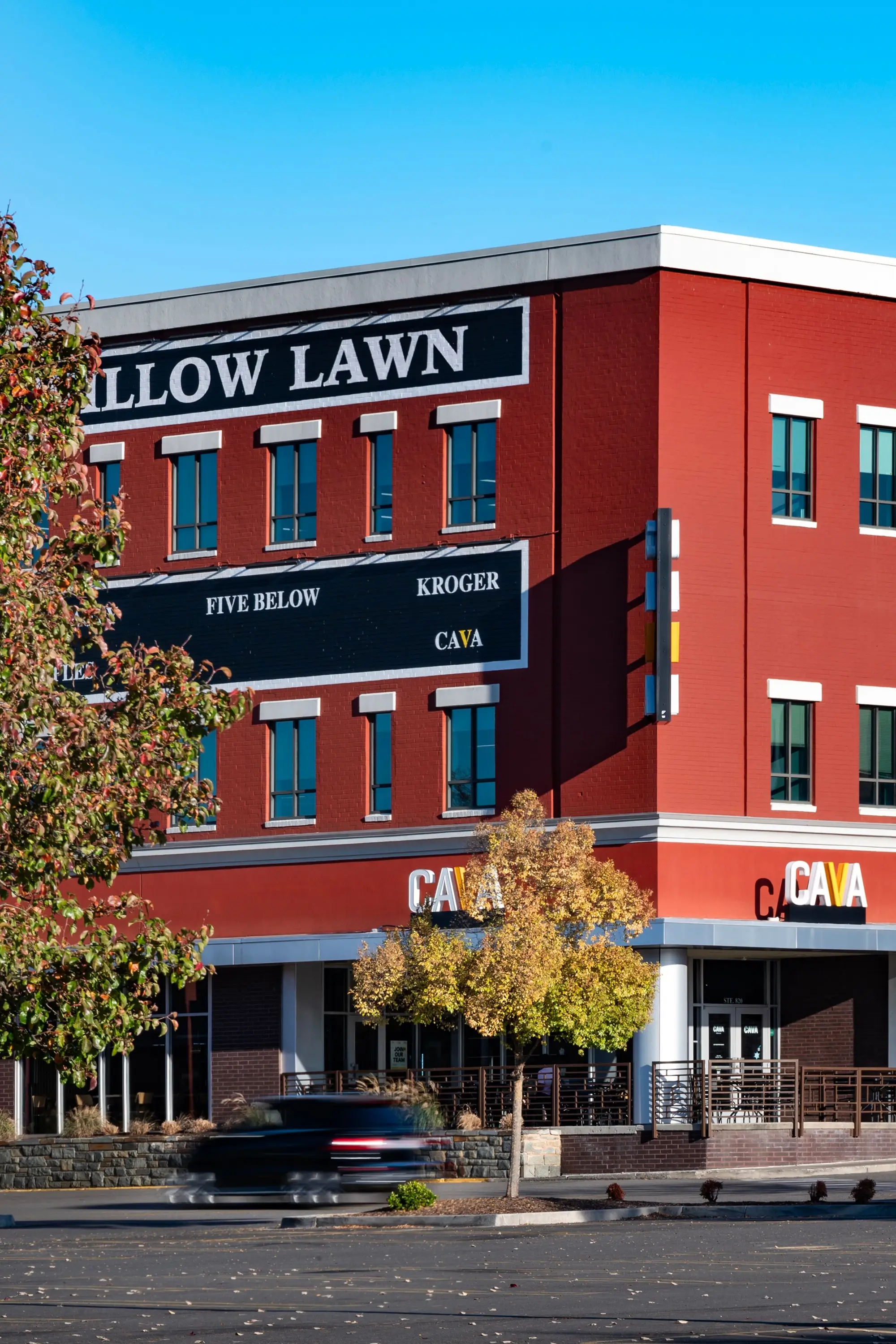 Willow Lawn in Henrico