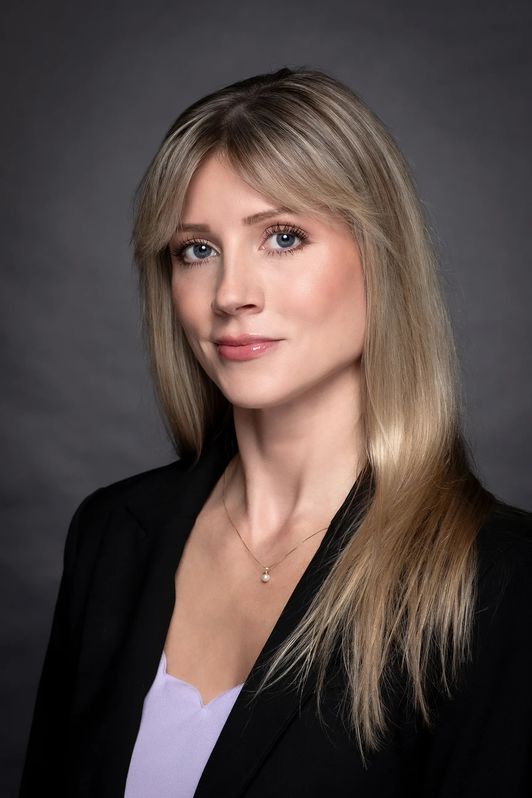 Image of Ashley Kubat headshot